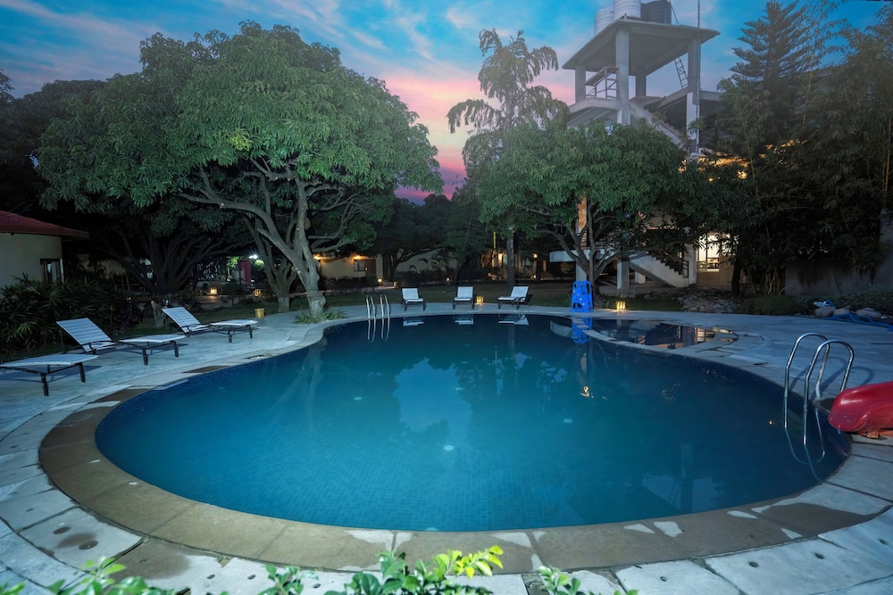 LA PERLE RIVER RESORTS 41/50