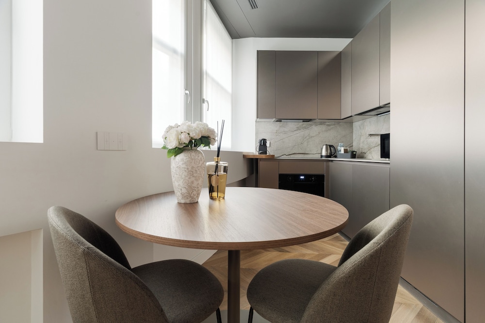 Brera Apartments In Nerino 36/50