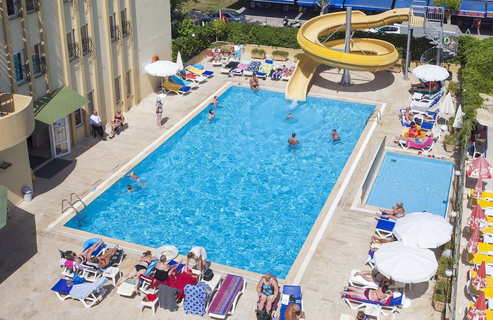 Kleopatra Beach Hotel 8/59