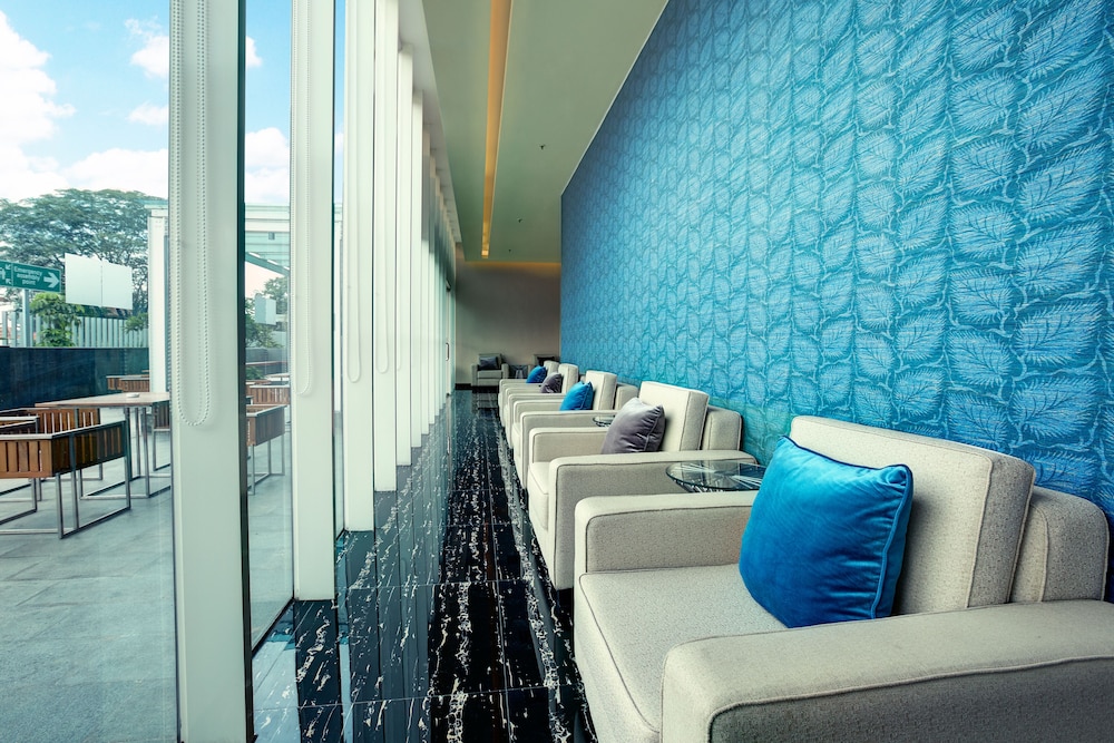 Holiday Inn Express Jakarta International Expo 26/75