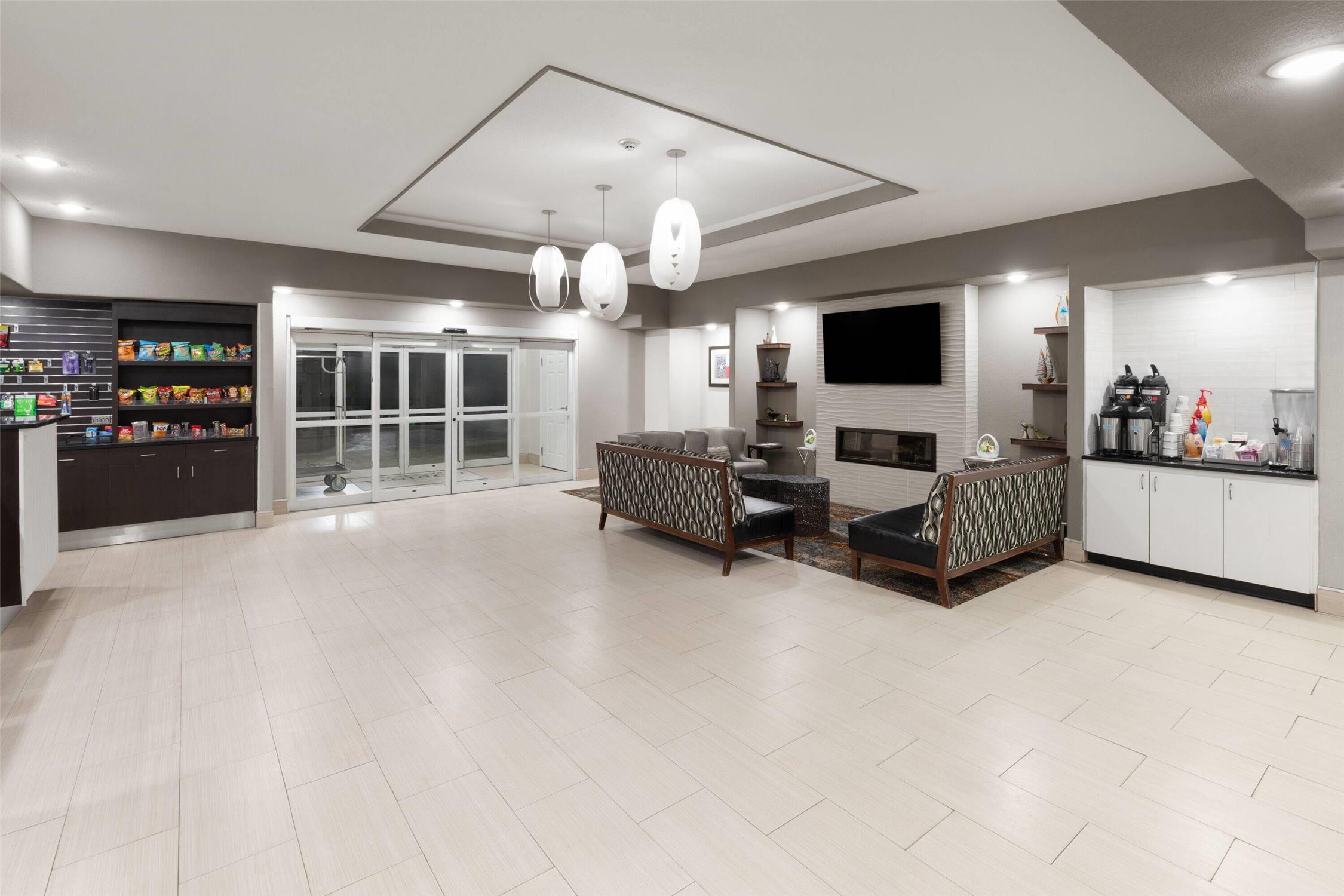 La Quinta Inn & Suites by Wyndham Kyle - Austin South 12/61