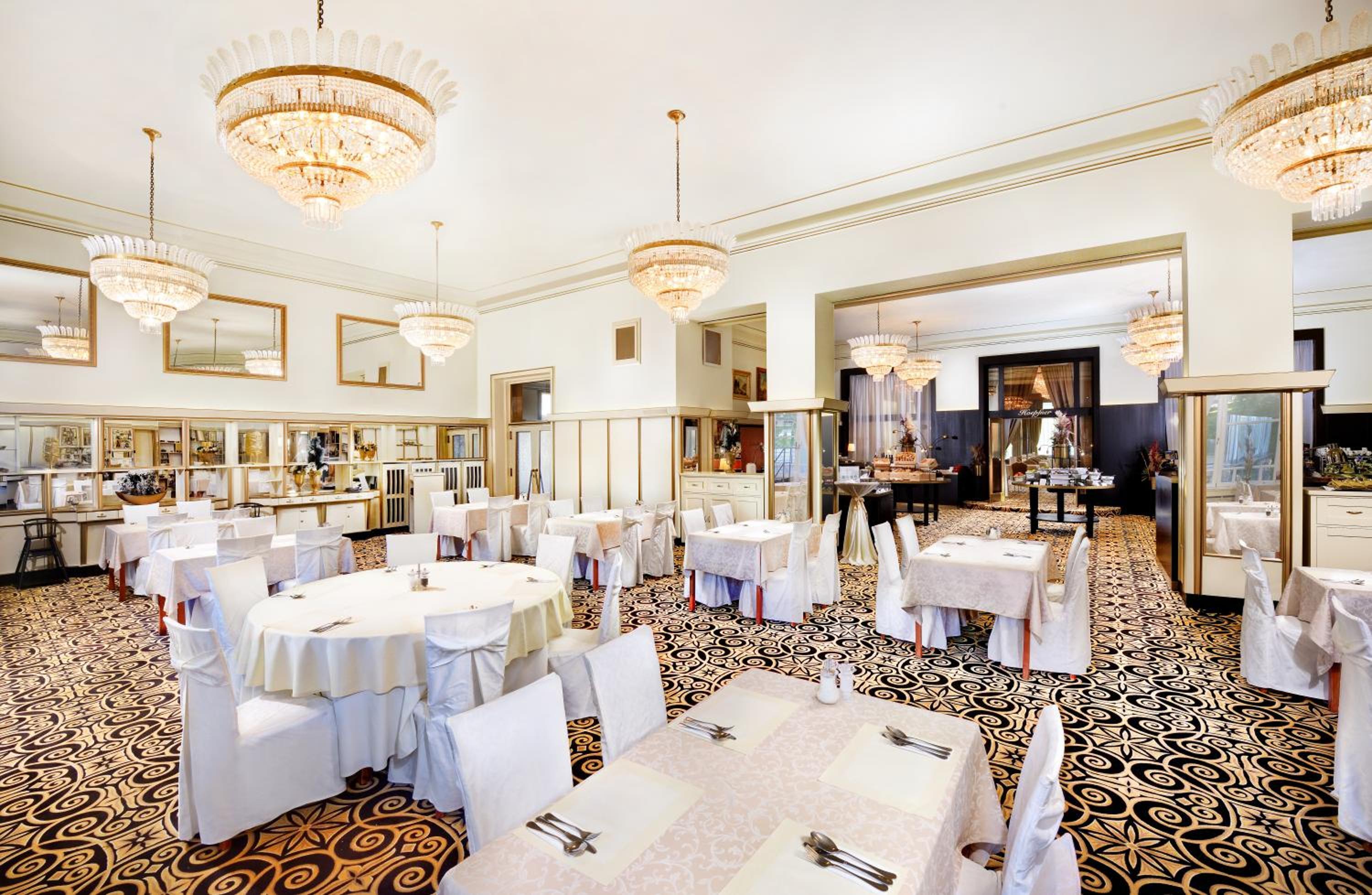 Grand Hotel Smokovec 36/54