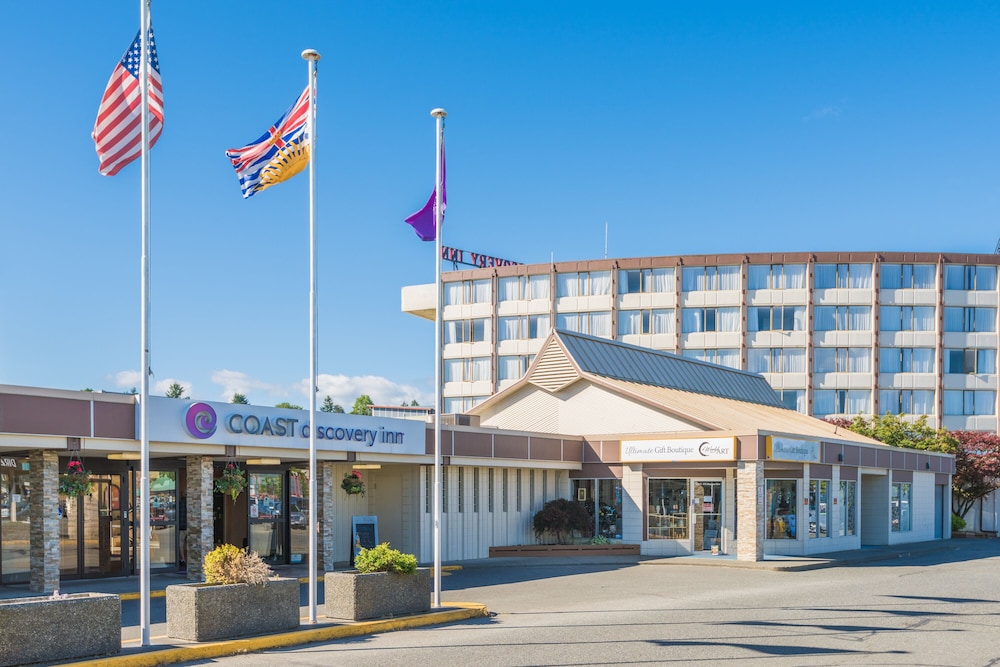 Coast Discovery Inn and Marina 46/50
