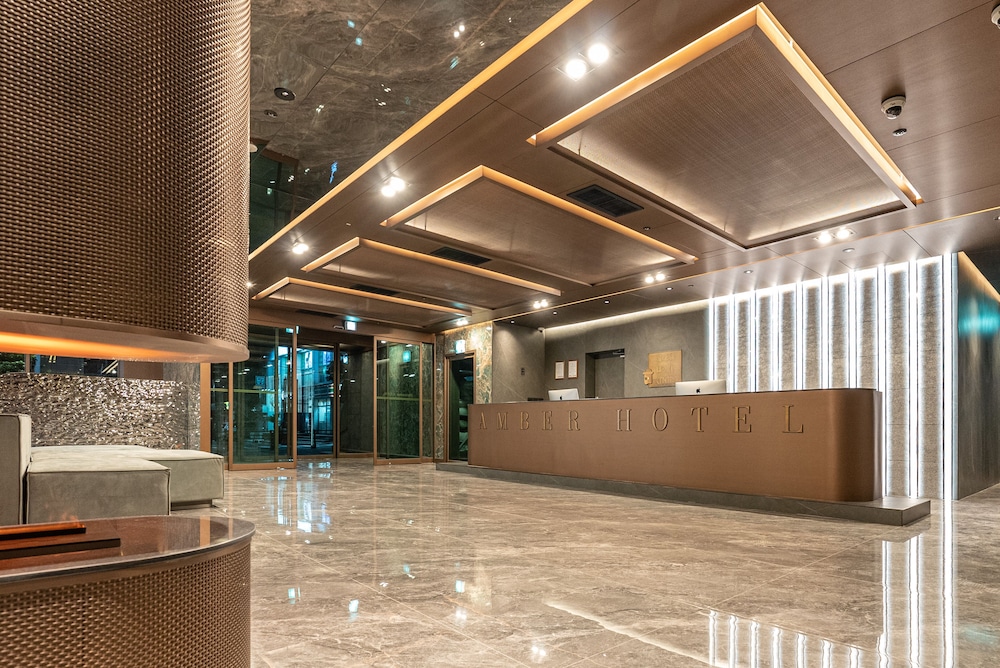 Amber Hotel Central 3/50
