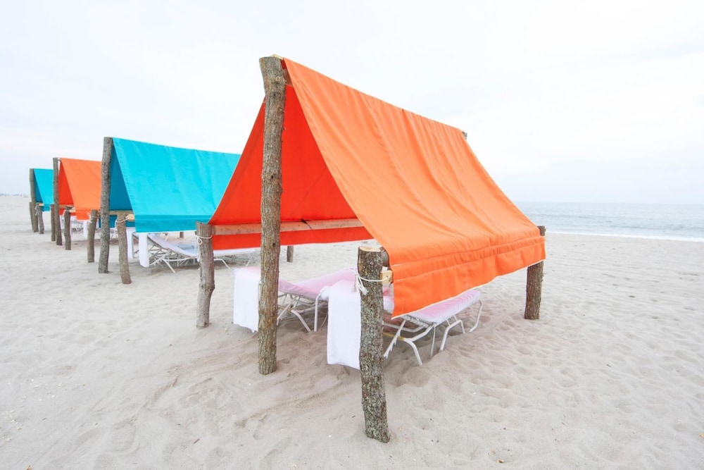 The Beach Shack 40/46