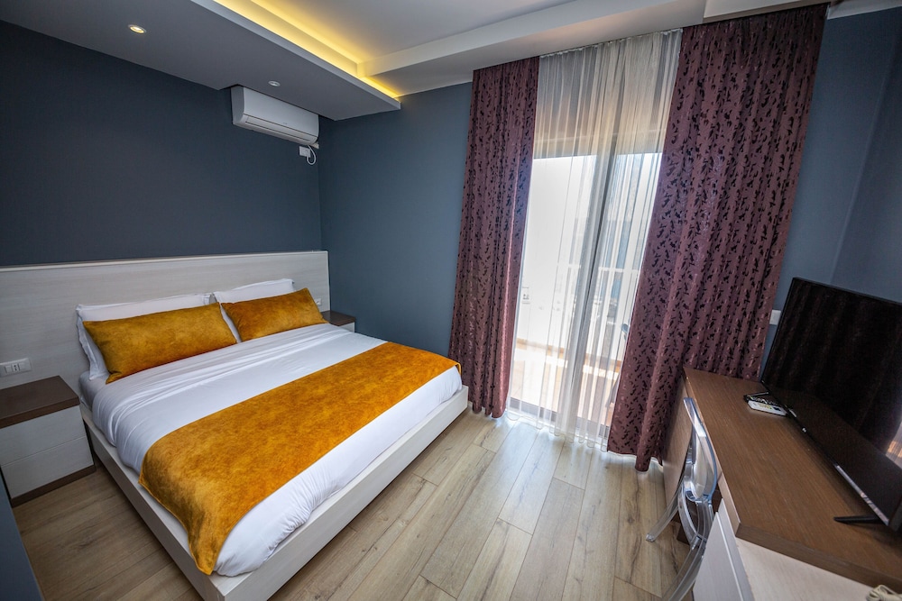 Hotel Apollon 18/64