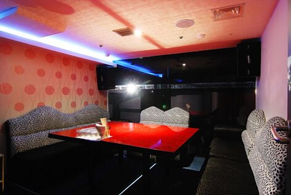 Noblesse Hotel photo5