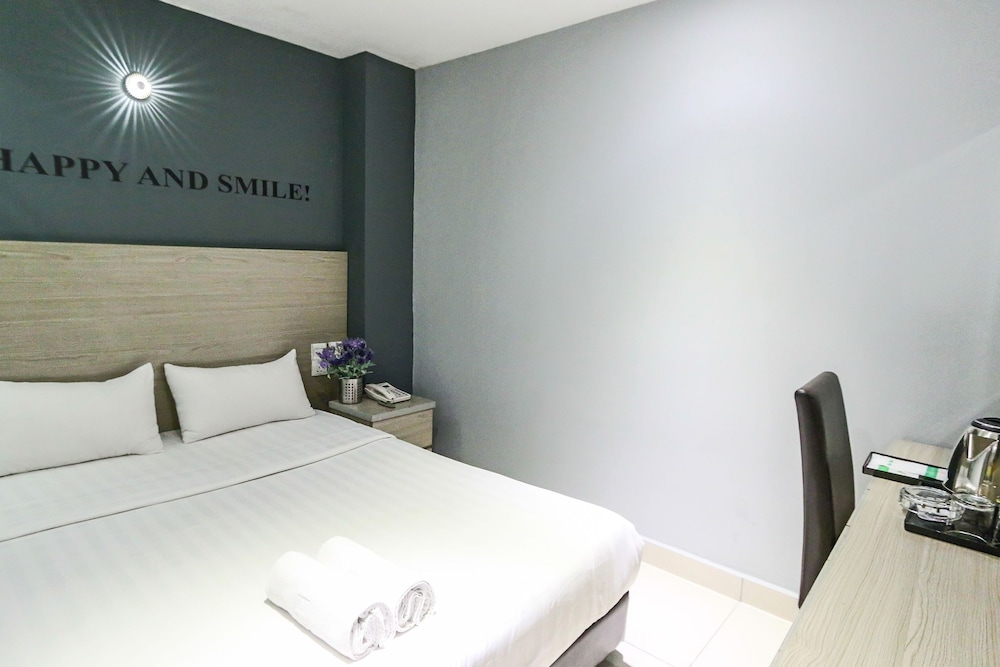 Hotel 99 - Bandar Puteri Puchong 21/56