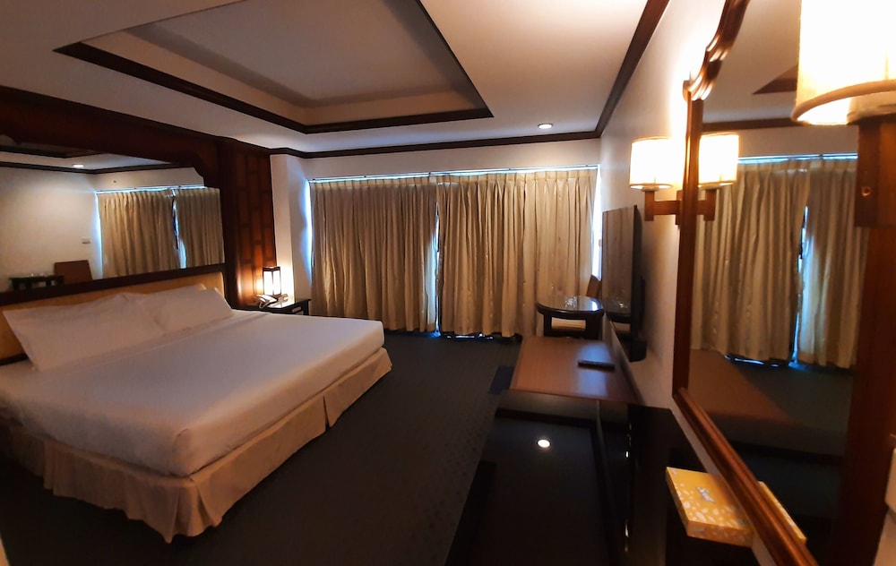 Grand Hotel 19/57