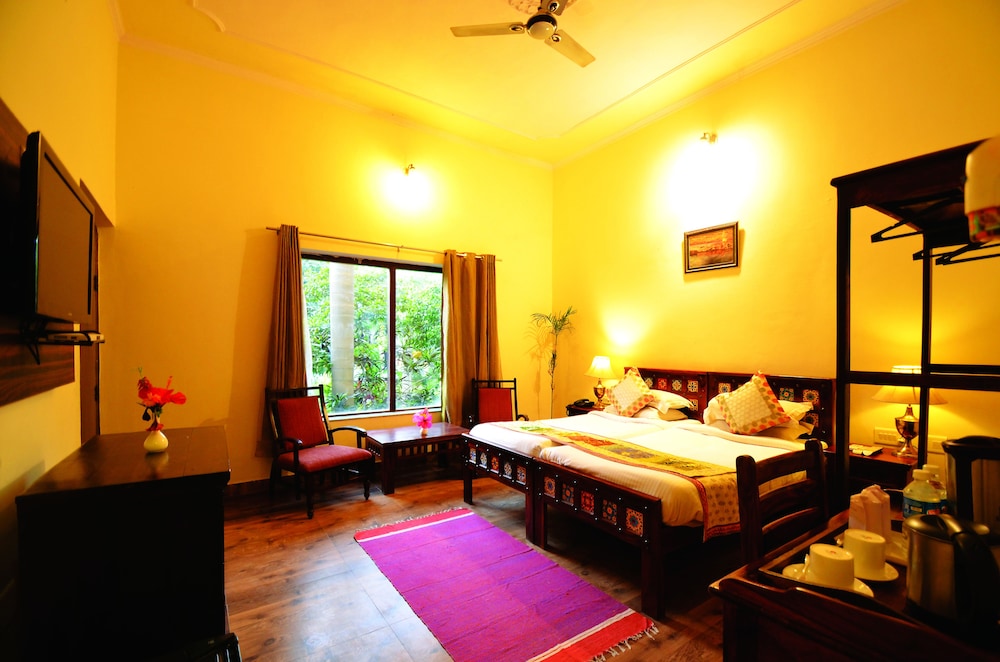 RAJ PALACE 20/50