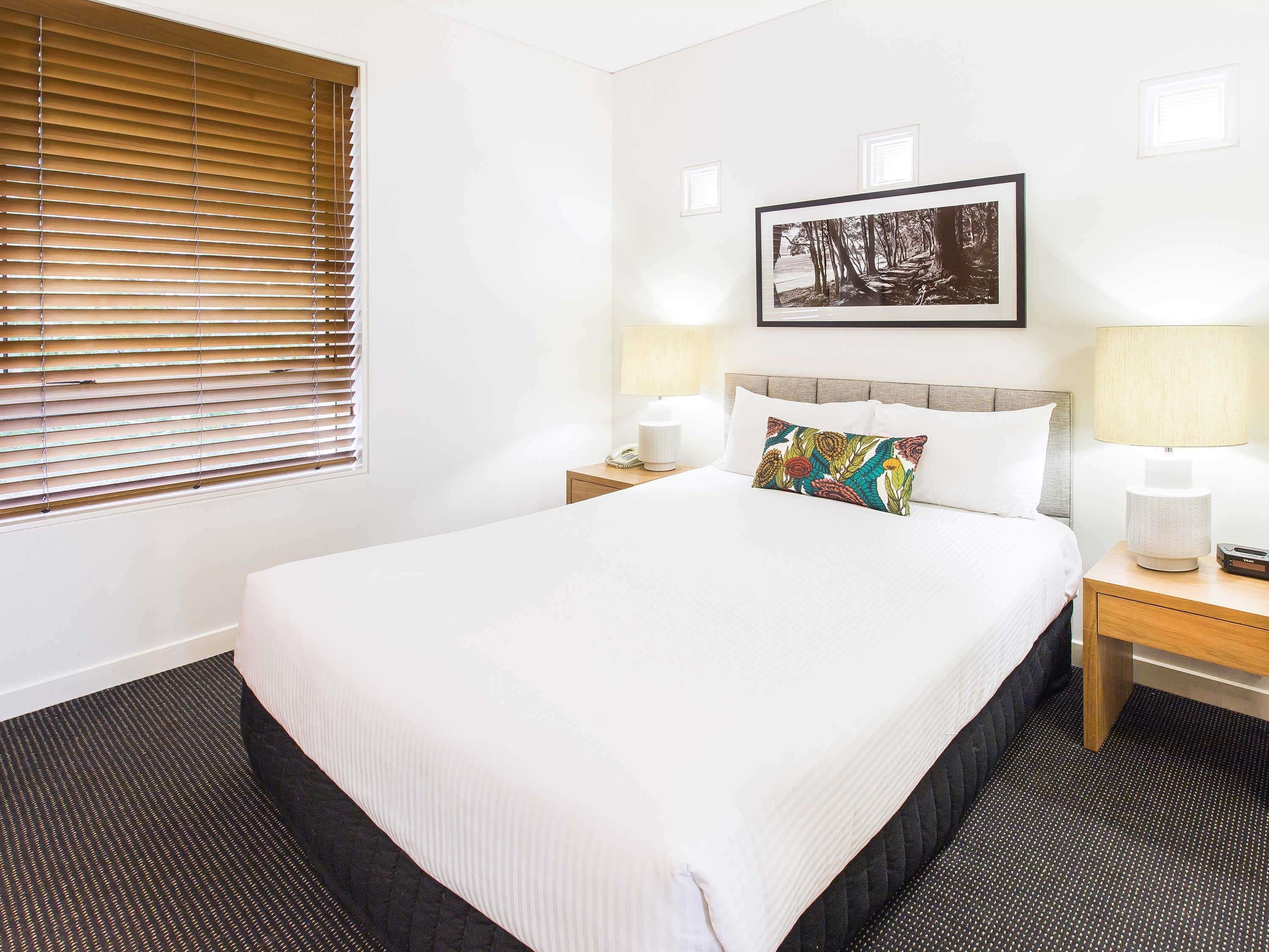 1 Bedroom, Apartment, Courtyard View