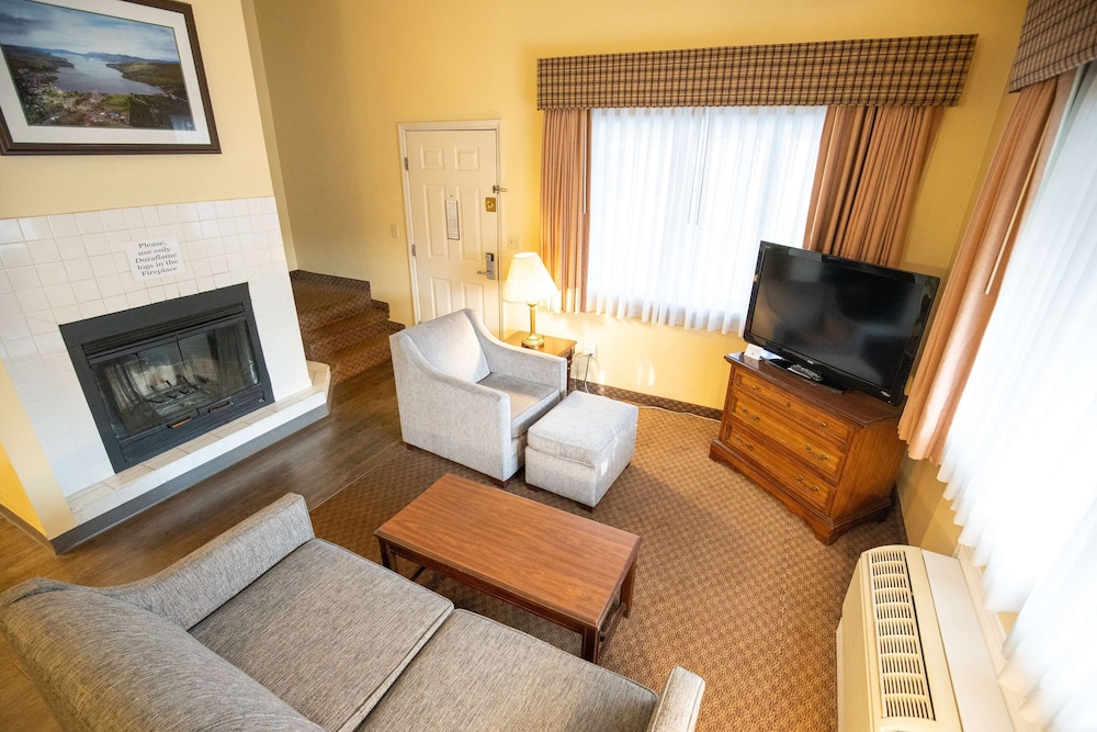 Skyline Hotel Lake George 32/53