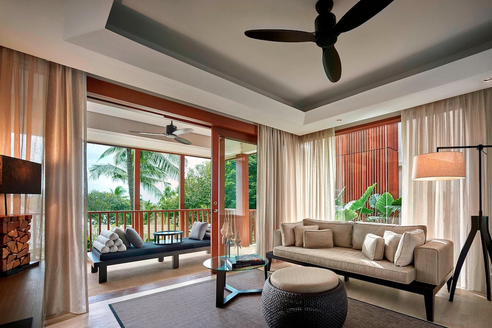 THE RITZ-CARLTON, KOH SAMUI 40/70