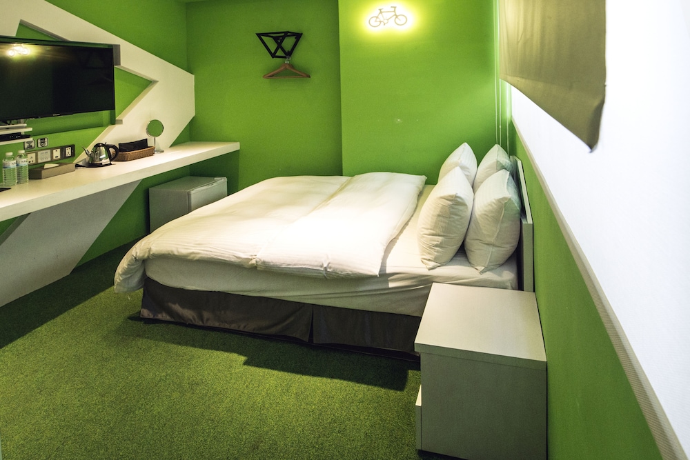 Time Flyer Hotel 23/50