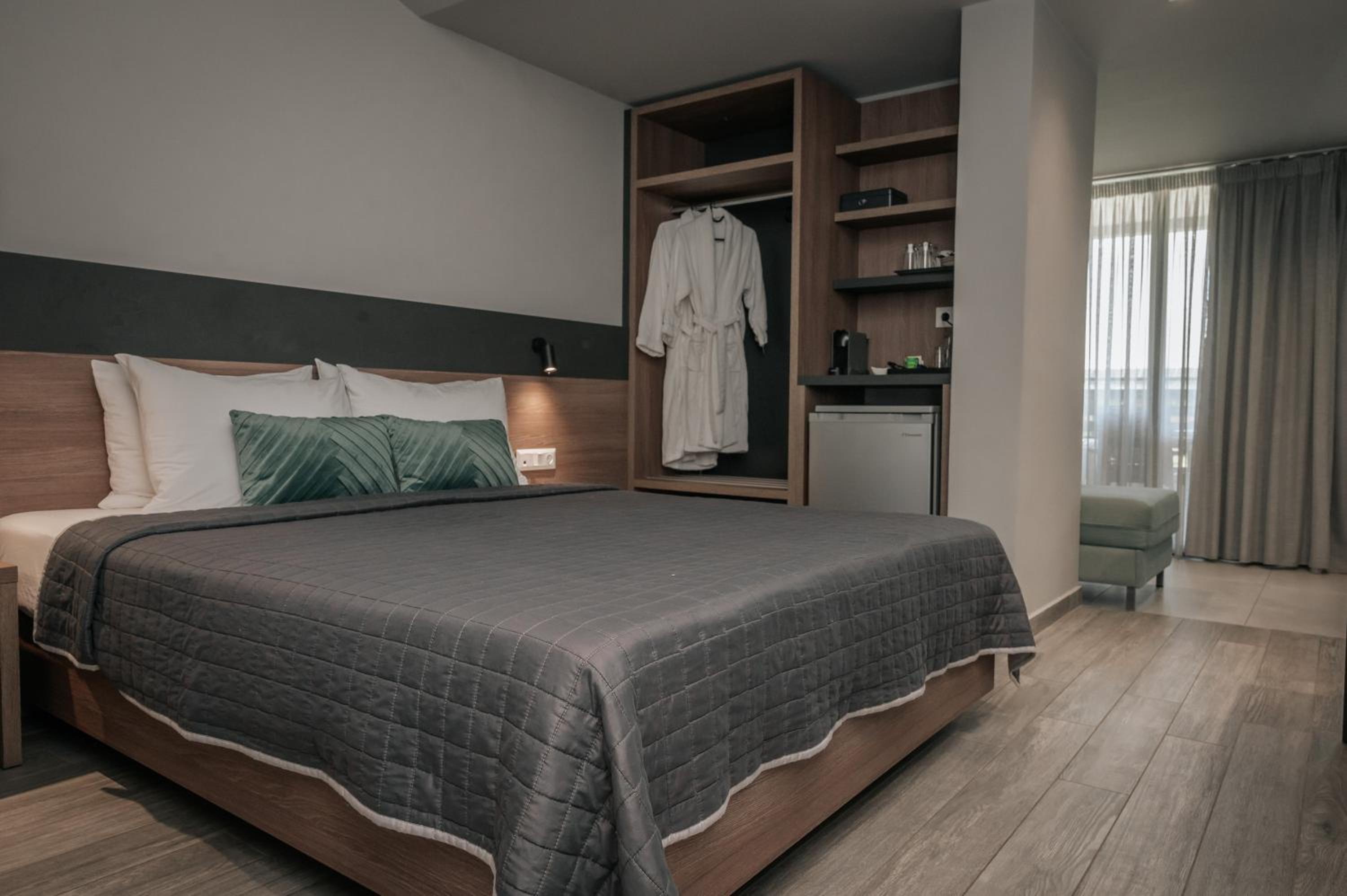 غرفة ديلوكس بسرير كوين، Elizabeth Queen Luxury Rooms 3/7