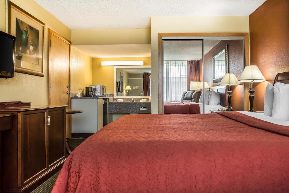 Ramada by Wyndham Rome Verona 19/47