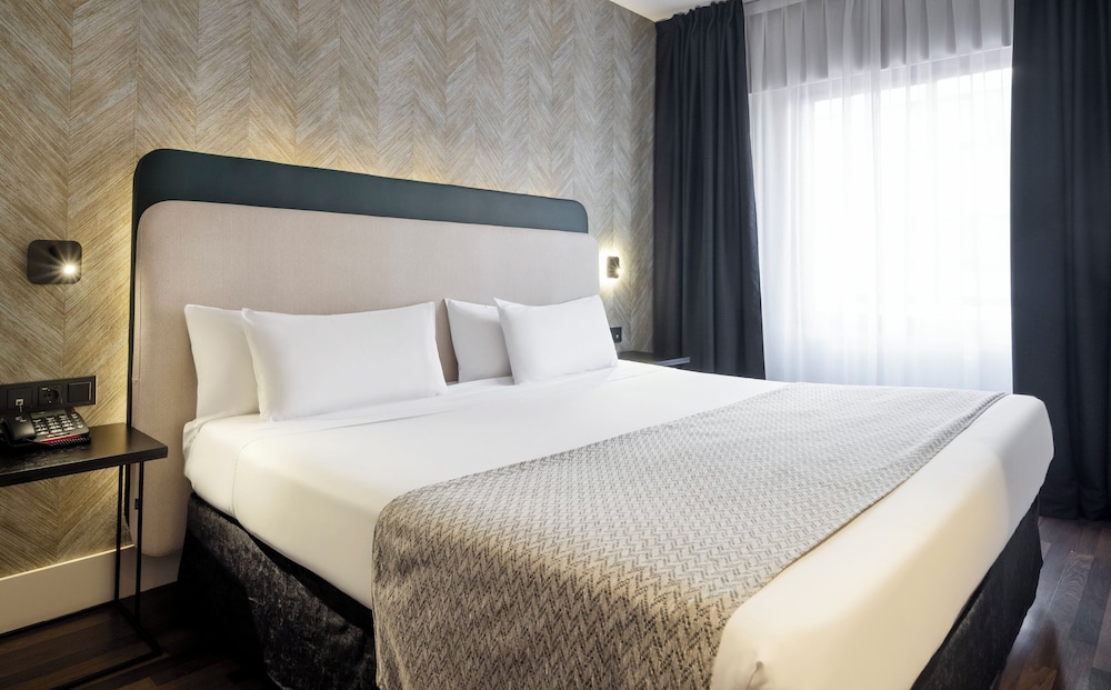 SUPERIOR, DOUBLE BED