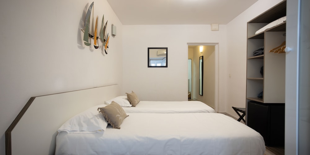 Hotel Napoleon 3/30