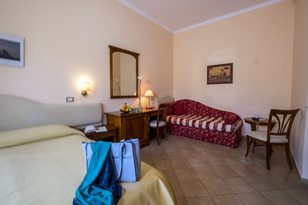 Il Roseto Resort 36/66