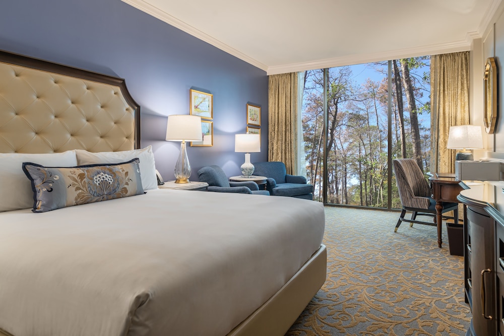 PREMIER, EXECUTIVE, KING BED, WITH VIEW
