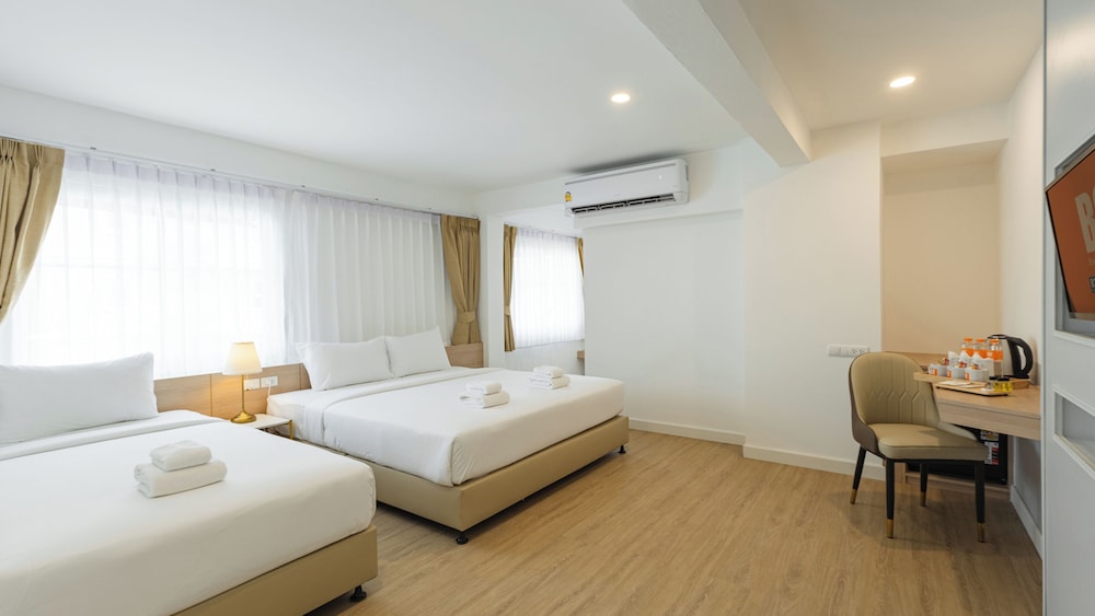 B2 Rangsit Boutique & Budget Hotel 12/28