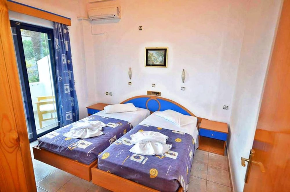 Nitsas Hotel Apartments 19/54