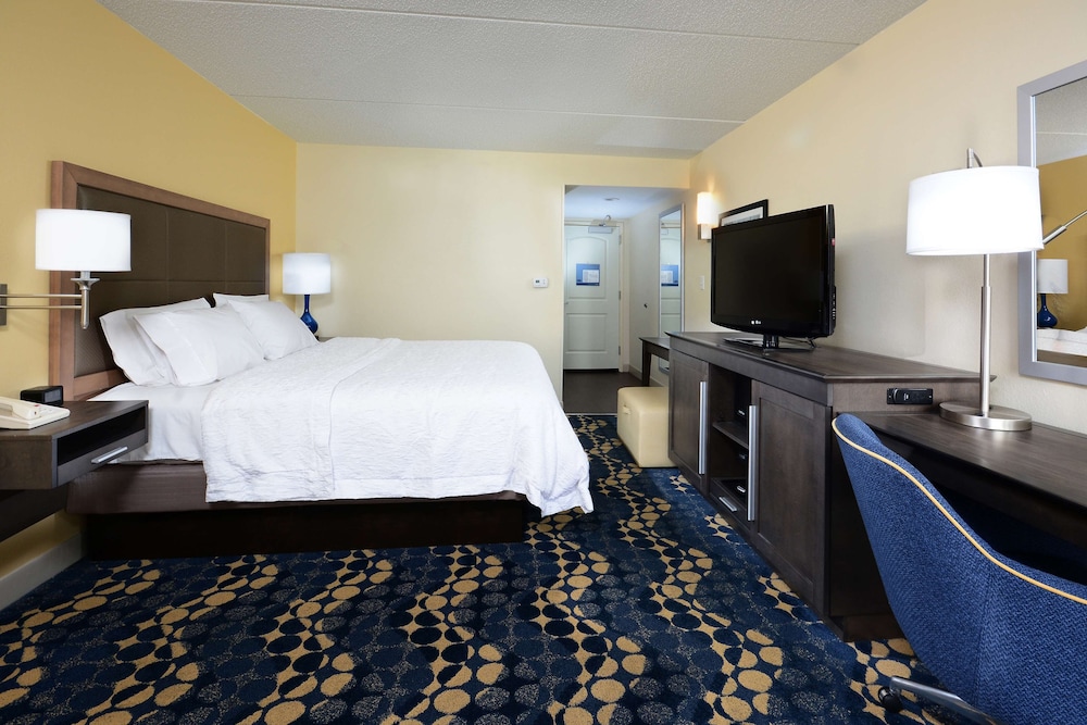 Hampton Inn Roxboro 16/47