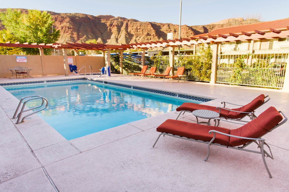 Hotel Moab Downtown 8/57