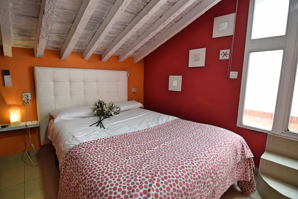 Apartamentos Marques de la Merced 6/45