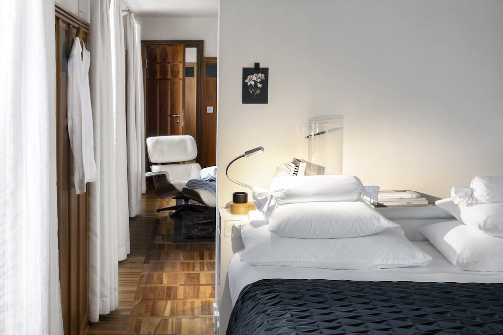 Widder Hotel 15/92