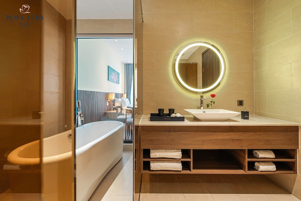 Rosa Alba Resort and Villas Tuy Hoa 65/66