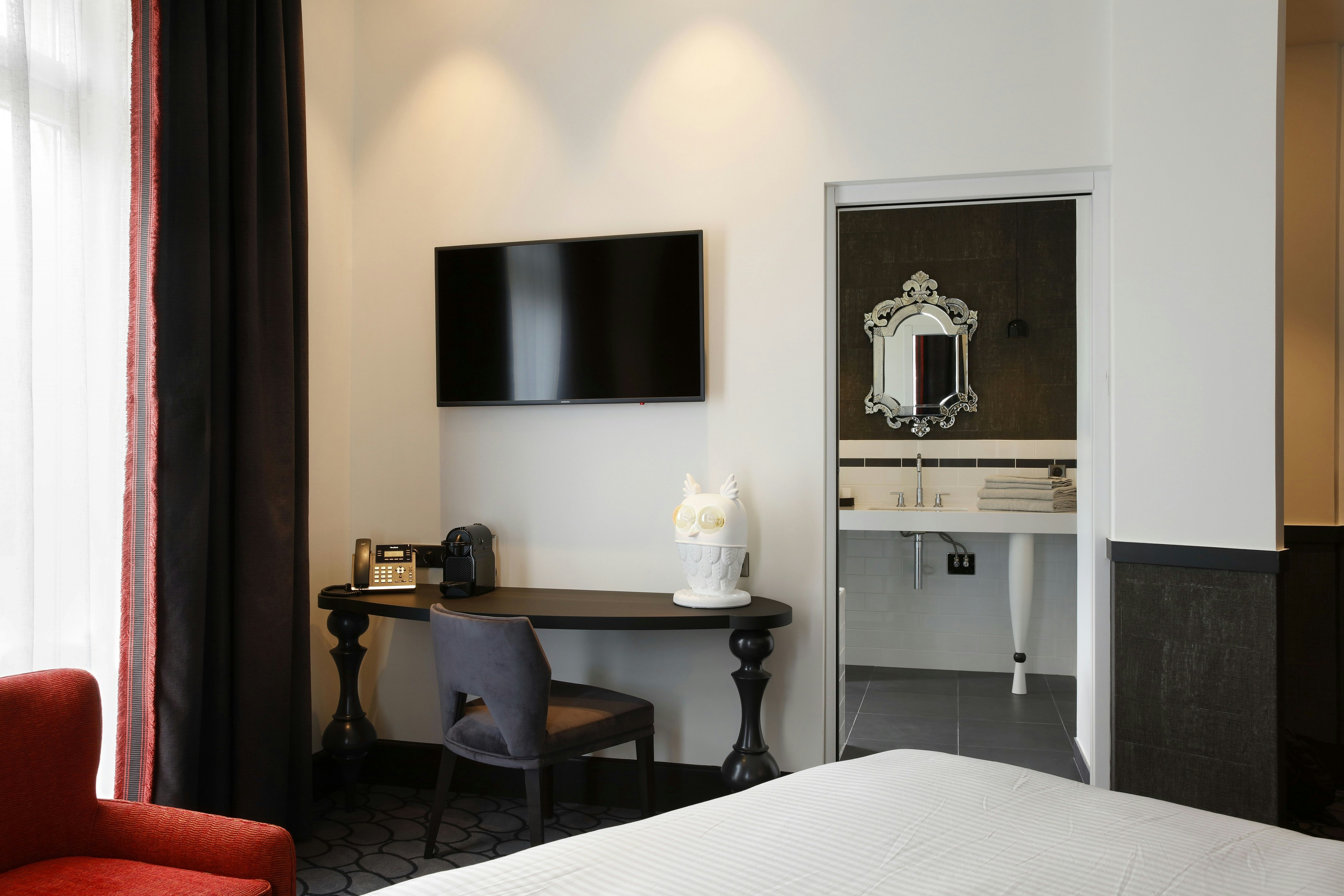 Continental Hotel Reims 37/42
