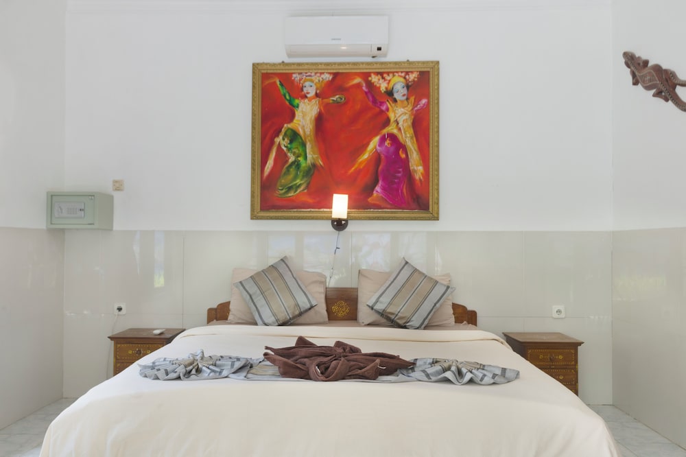 Warna Beach Hotel 16/46