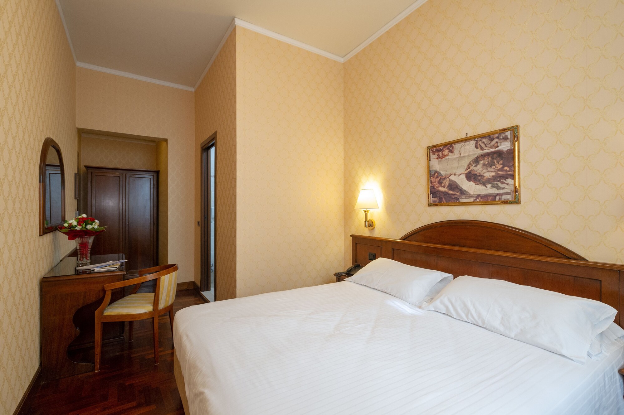 CLASSIC, DOUBLE OR TWIN BED