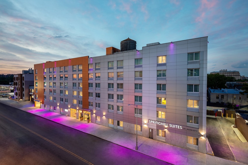 SpringHill Suites By Marriott New York JFK Airport/Jamaica 1/30