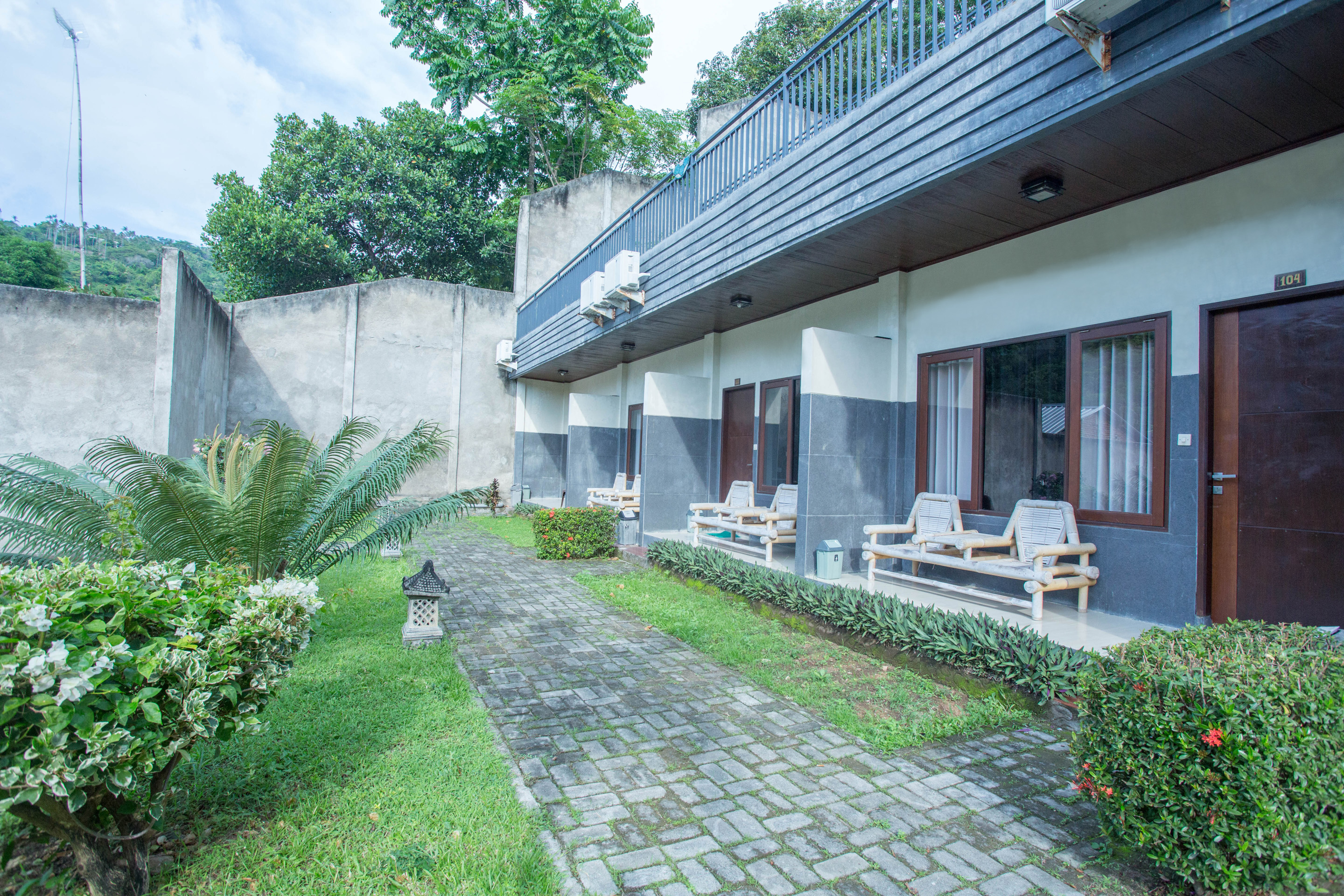 Bumi Aditya Hotel 17/20