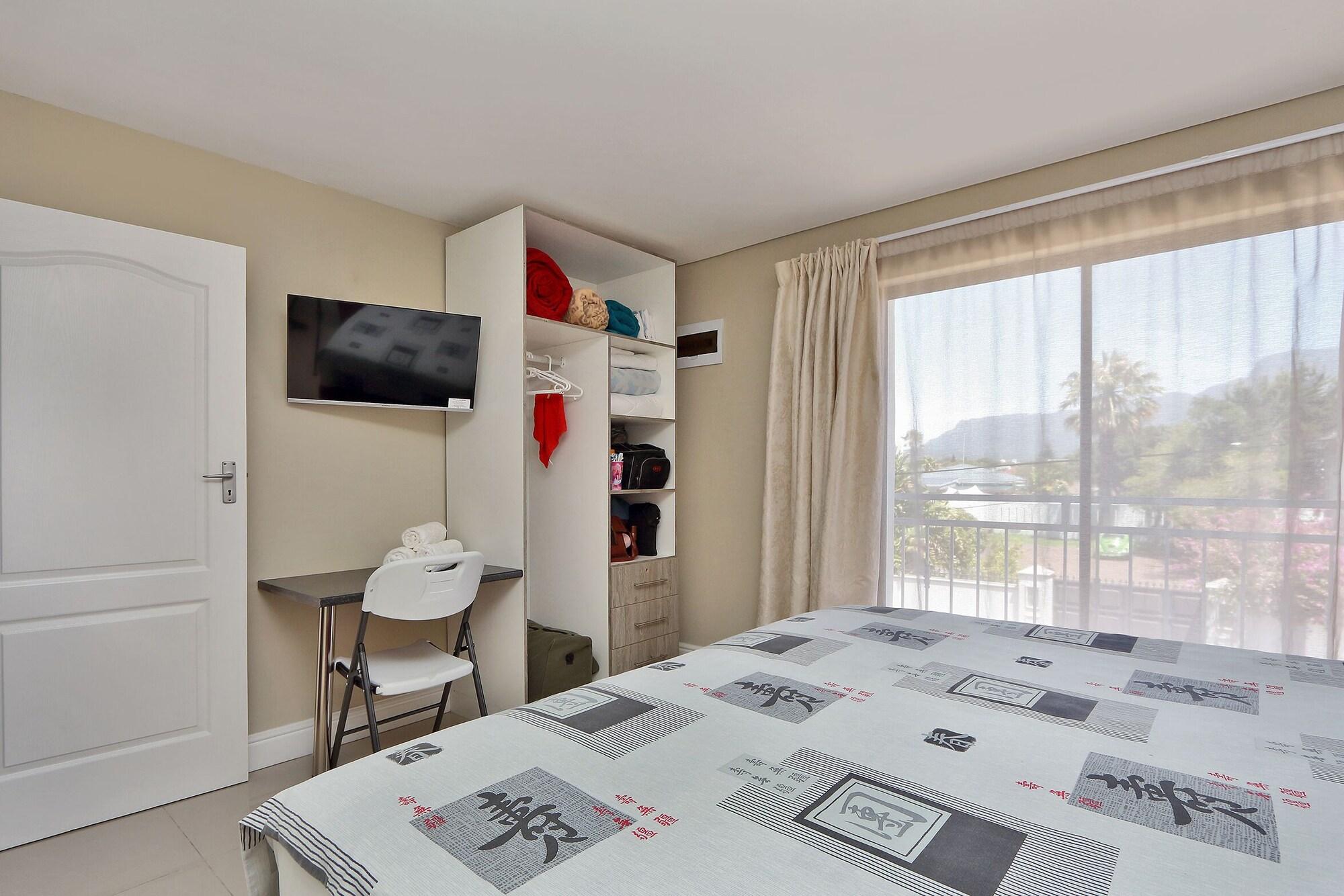 Camdene Guesthouse 46/49