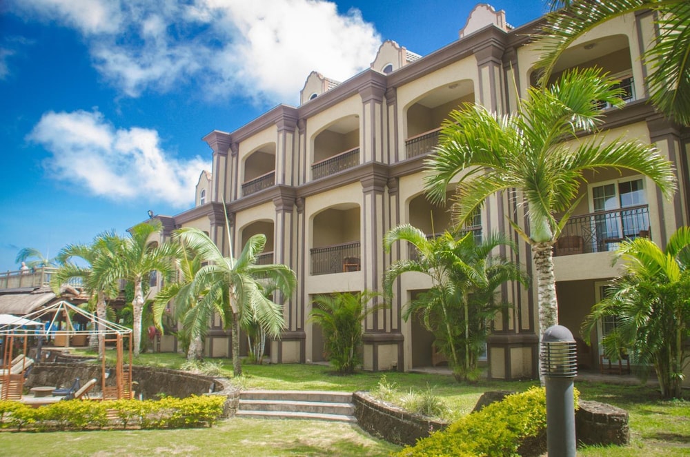 Le Recif Dore Mauritius in Pointe Aux Piments