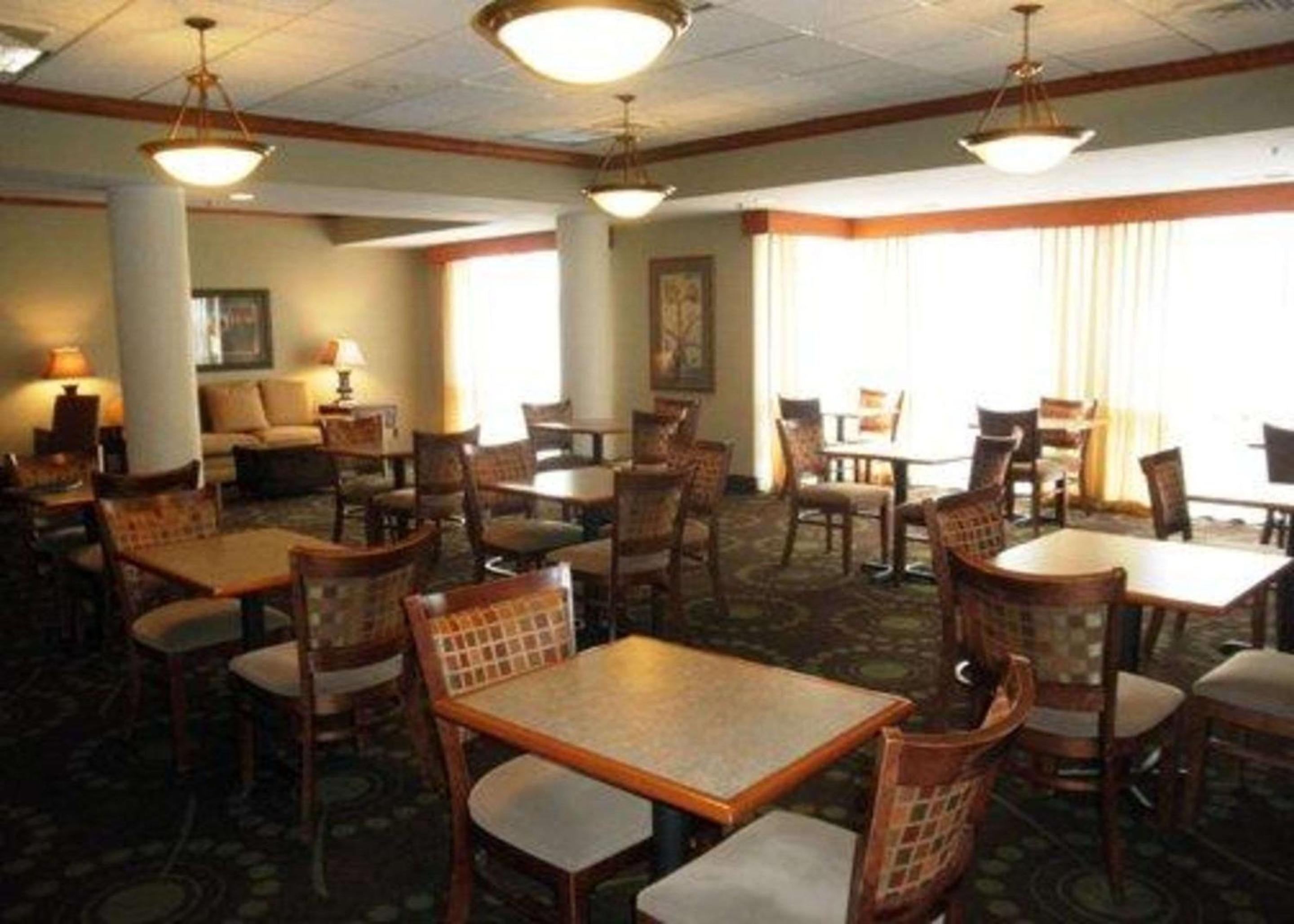 restaurant cafeteria