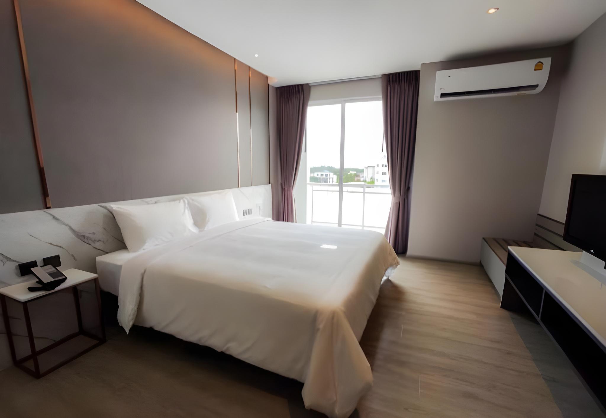1 Bedroom, Suite, Building C