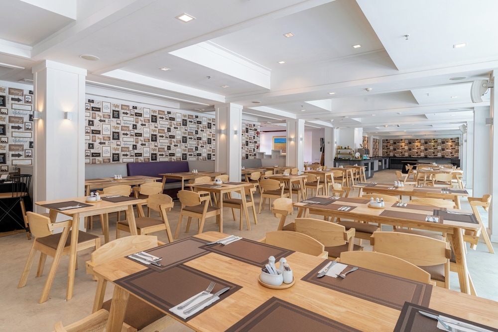 Heeton Concept Hotel Pattaya by Compass Hospitality 31/49