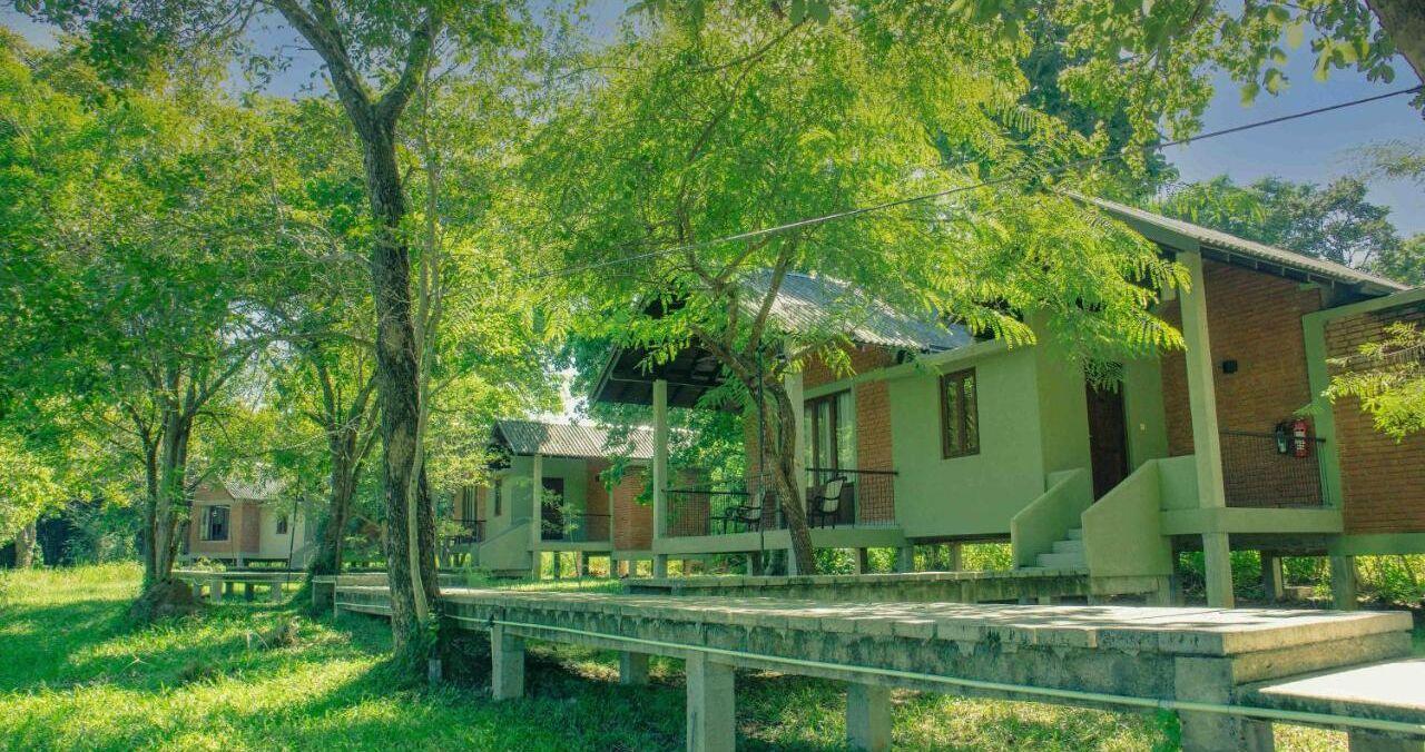 Ehalagala Lake Resort 19/32