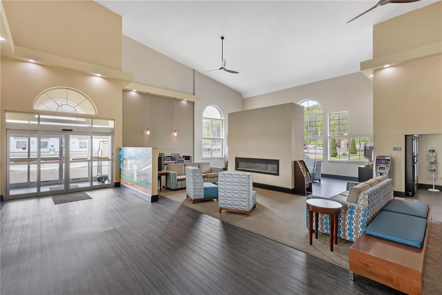 Best Western Cooperstown Inn & Suites 48/54
