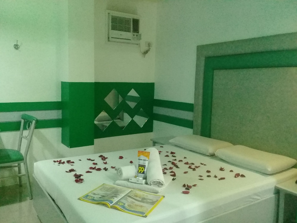 Hotel 99 Monumento 27/41