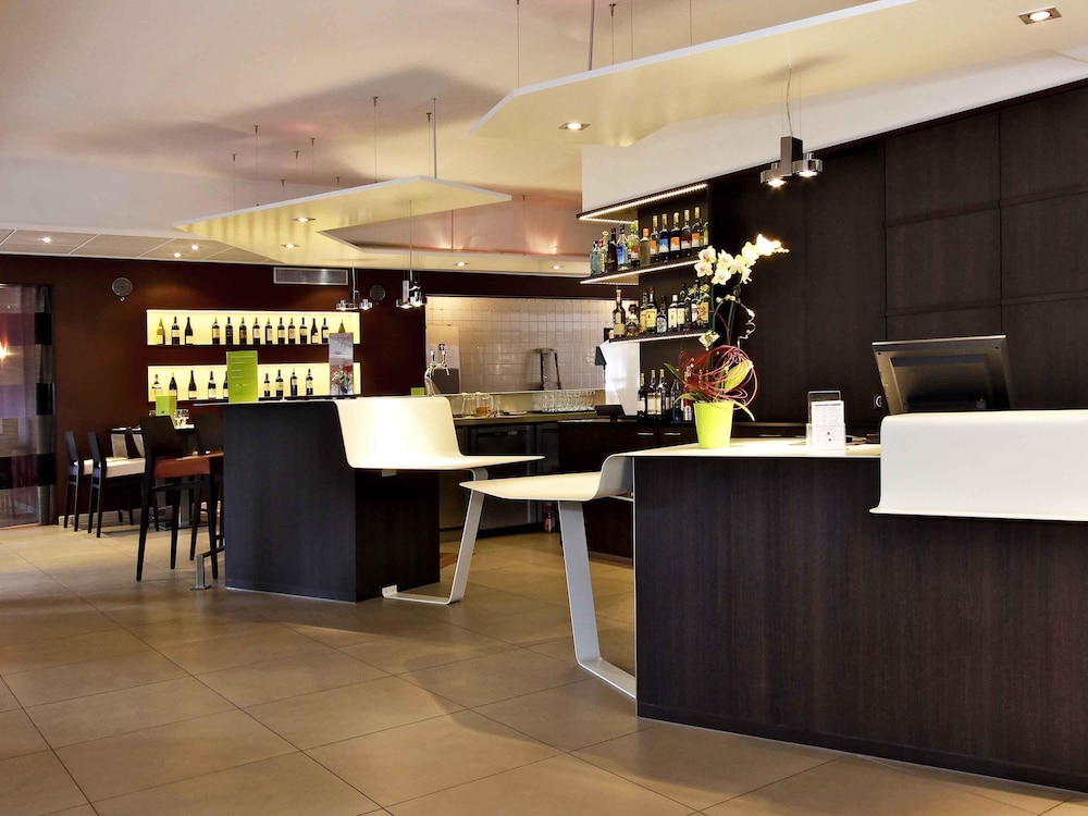 Mercure Luxeuil Les Bains Hexagone 12/71