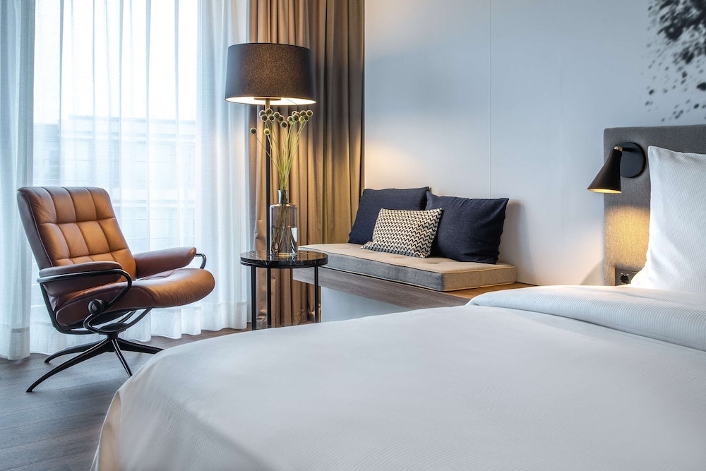 غرفة سوبيريور بإطلالة على الحديقة، Radisson Blu Hotel Cologne 3/9