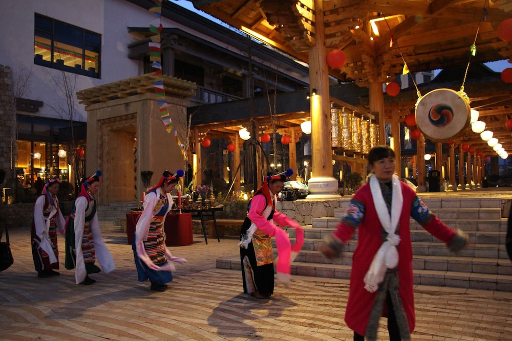 Shangri-La Resort Shangri-La 42/50