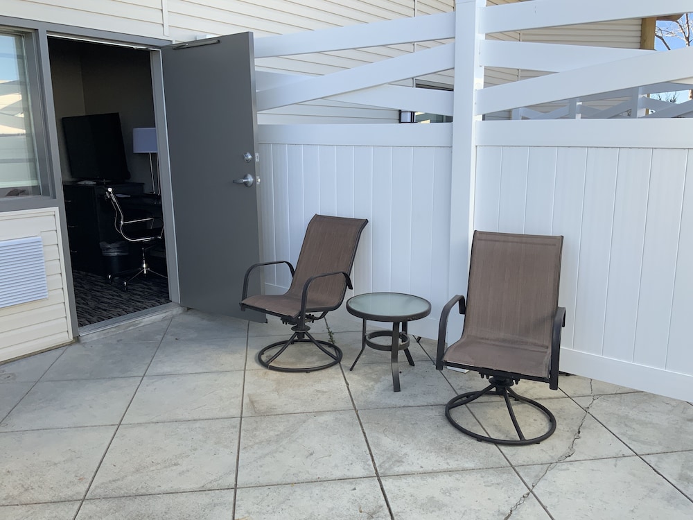 Best Western Sawtooth Inn & Suites 26/34