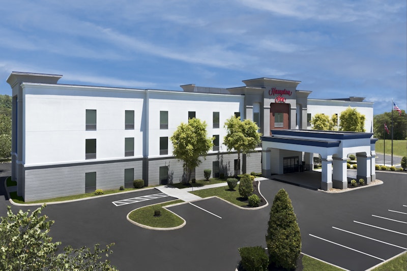 Hampton Inn Dandridge, TN 45/46