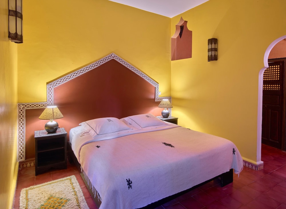 Riad Watier 9/72